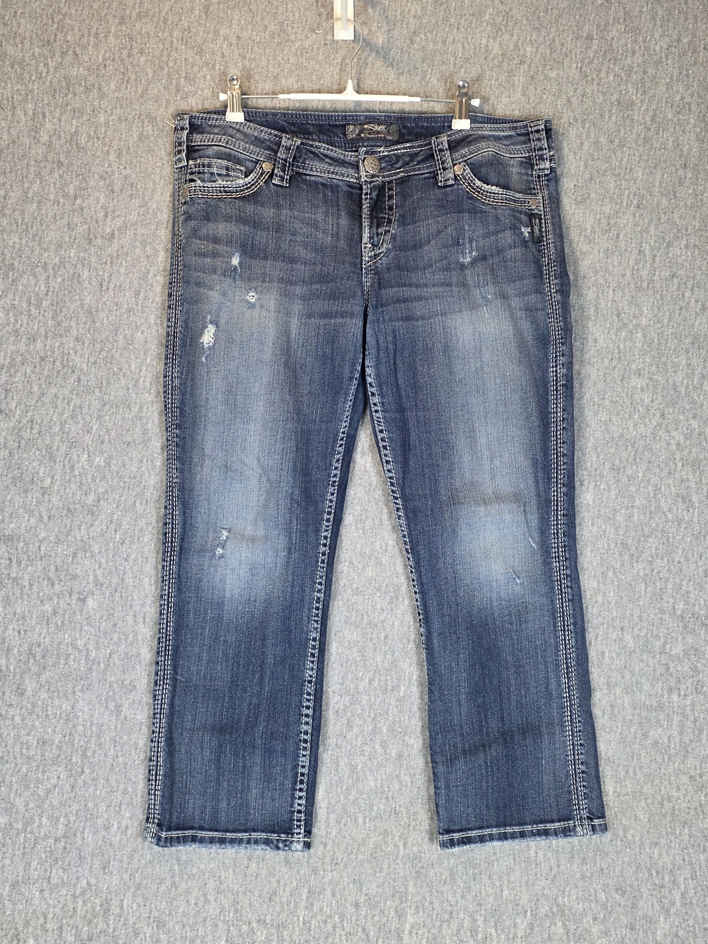 Silver Twisted Distressed Embellished Pocket Denim Capri Jeans W32